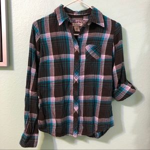 🧚🏽‍♀️3/$15 Brown and Teal Plaid Shirt